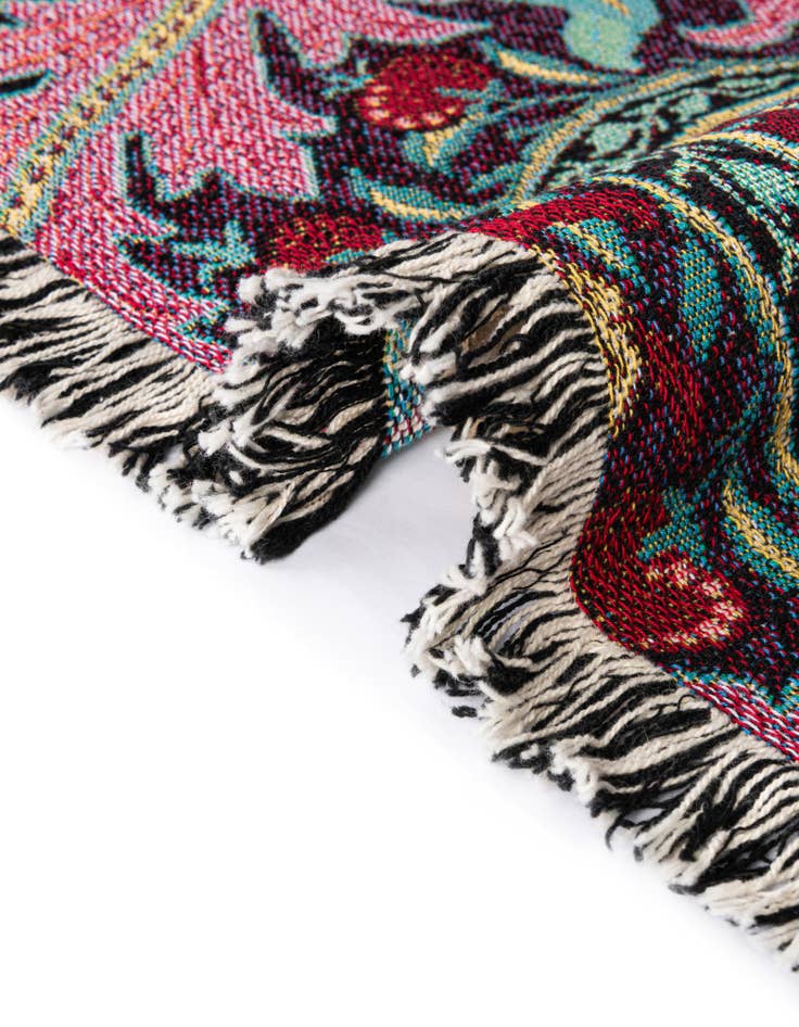 Detail image of 4' 6 x 6' William Morris Eden Strawberry Throw Blanket