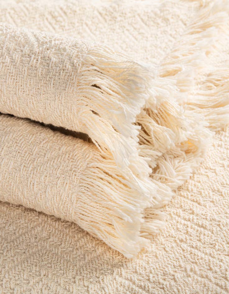 Detail image of 4' 6 x 6' Brittany Natural Throw Blanket