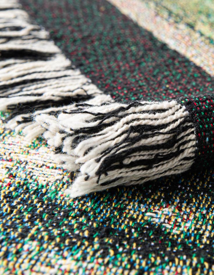 Detail image of 4' 6 x 6' Welcome Canoe Throw Blanket