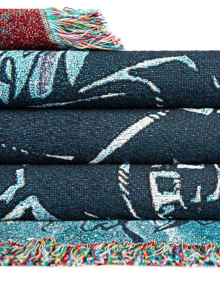 Detail image of 4' 6 x 6' US Navy Seal Skeleton Throw Blanket