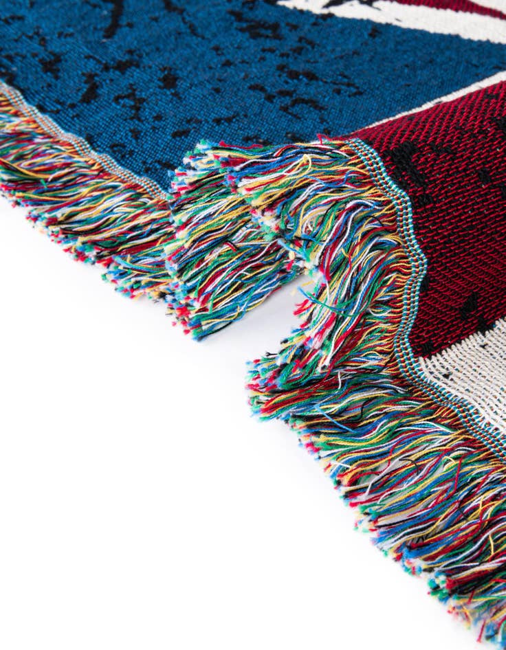 Detail image of 4' 6 x 6' Union Jack Flag Throw Blanket