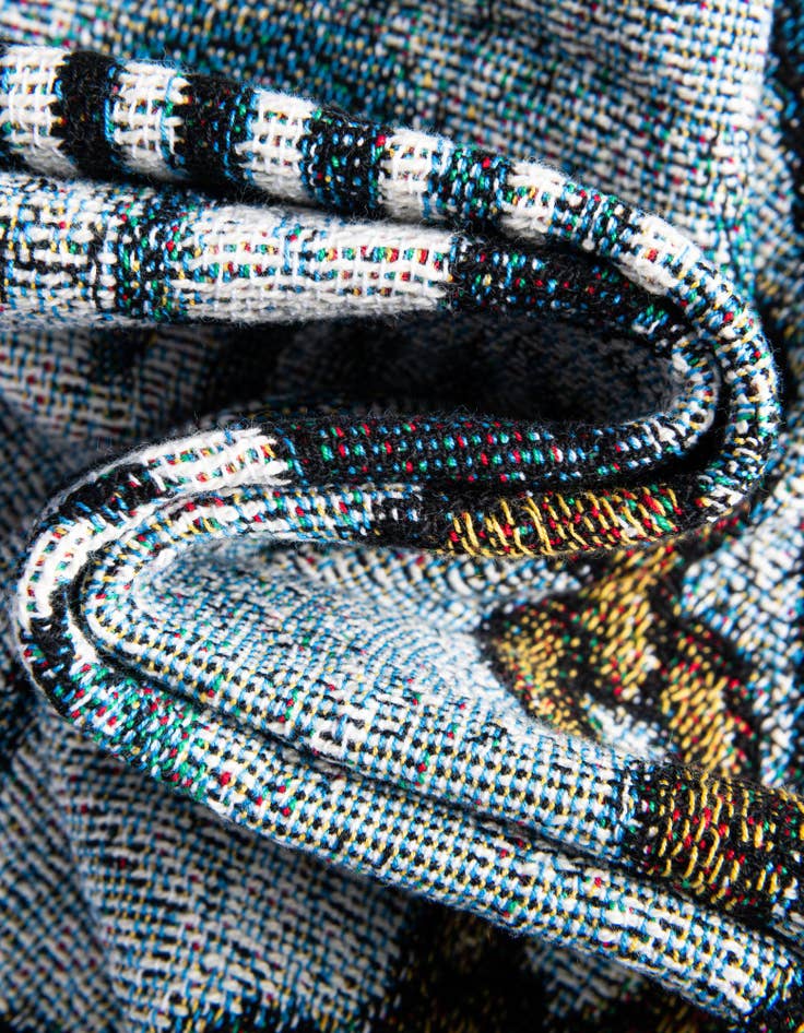 Detail image of 4' 6 x 6' Navy Strong Throw Blanket