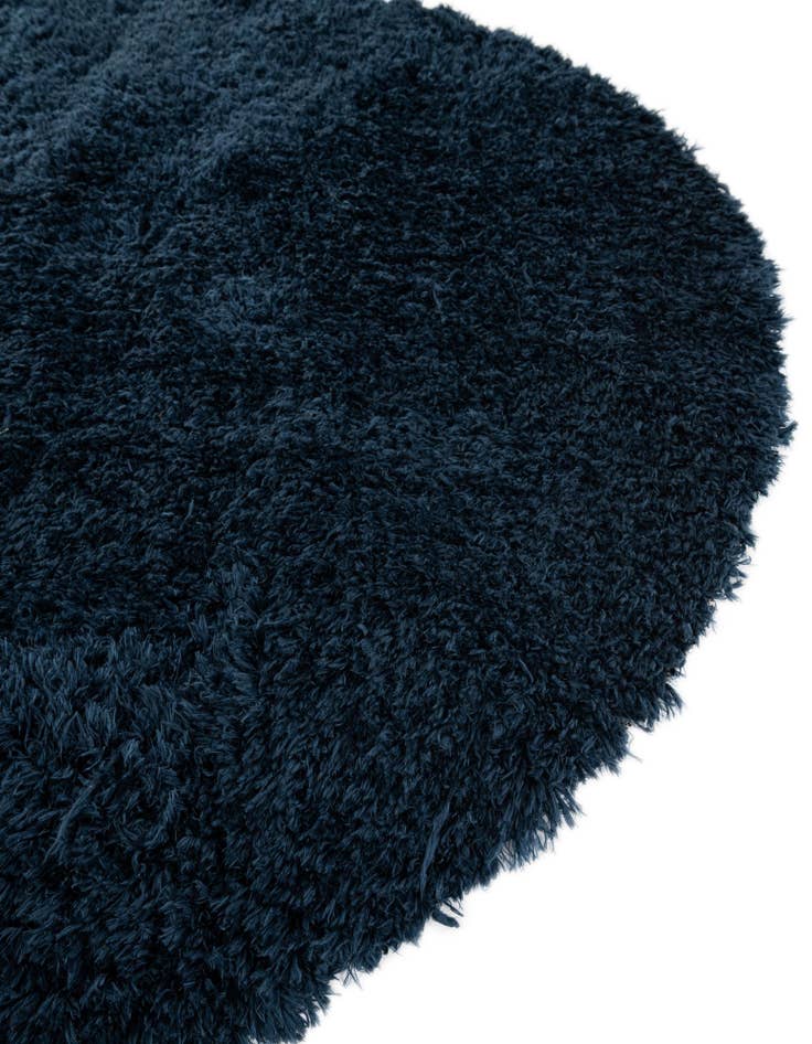 Detail image of  3' 3 x 3' 3 Marilyn Monroe&trade; Shag Round Rug