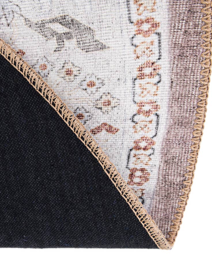 Detail image of  2' x 3' 1 Timeless Oval Rug