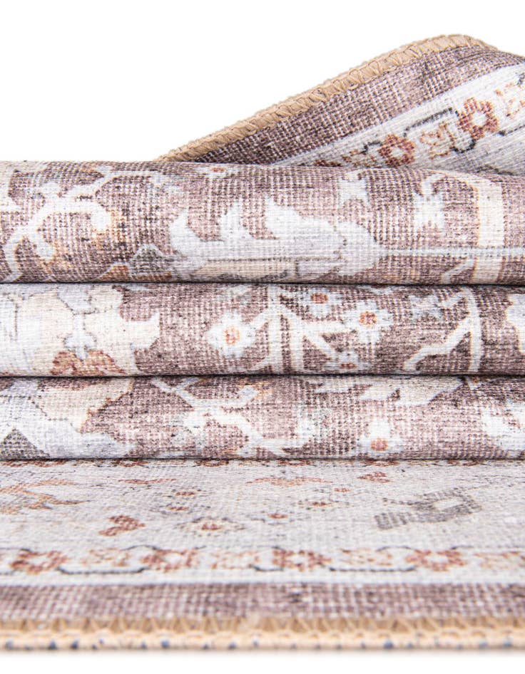 Detail image of  7' 10 x 7' 10 Timeless Square Rug