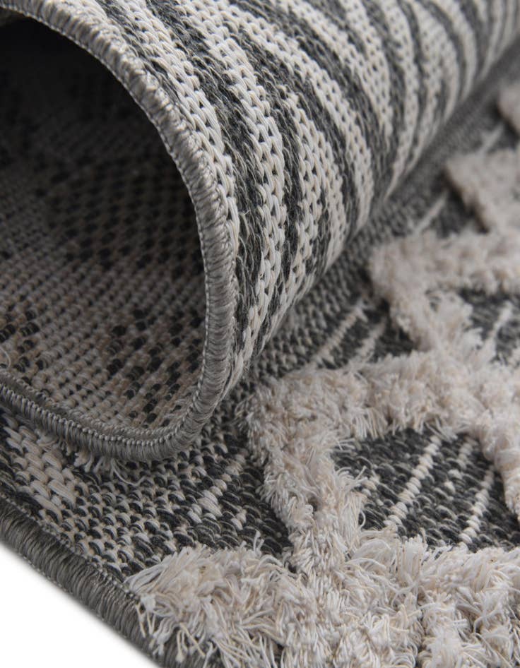 Detail image of  4' 5 x 6' Sabrina Soto Casa Valencia Rug