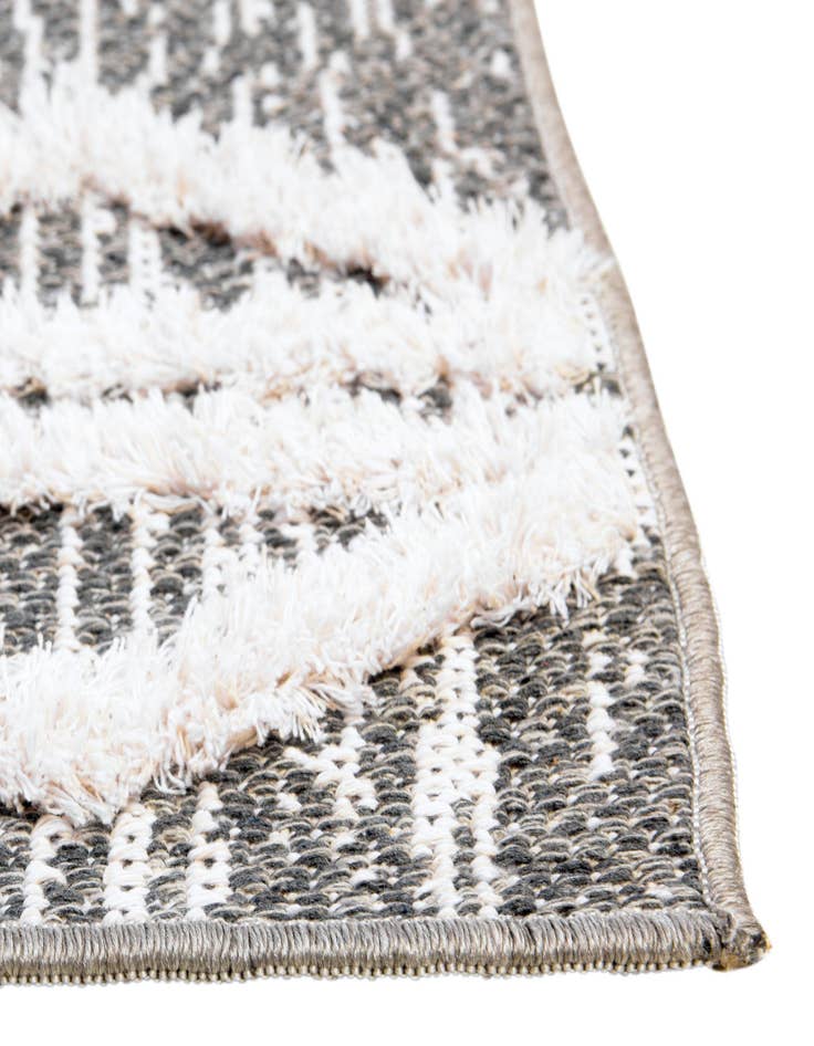 Detail image of  2' 3 x 3' Sabrina Soto Casa Palma Rug