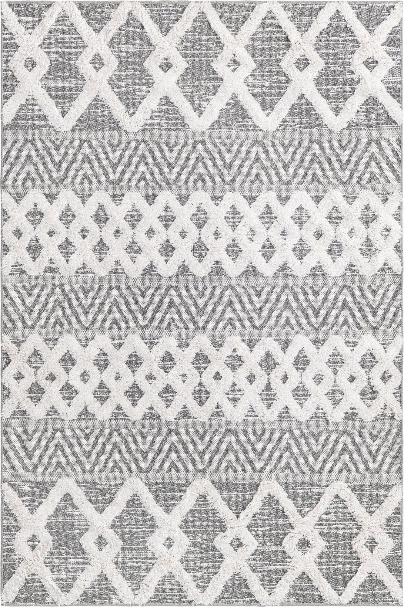  5' 3 x 8' Sabrina Soto Casa Valencia Rug