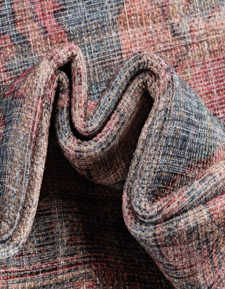 Detail image of  5' 3 x 8'  Washable Nostalgia Oval Rug