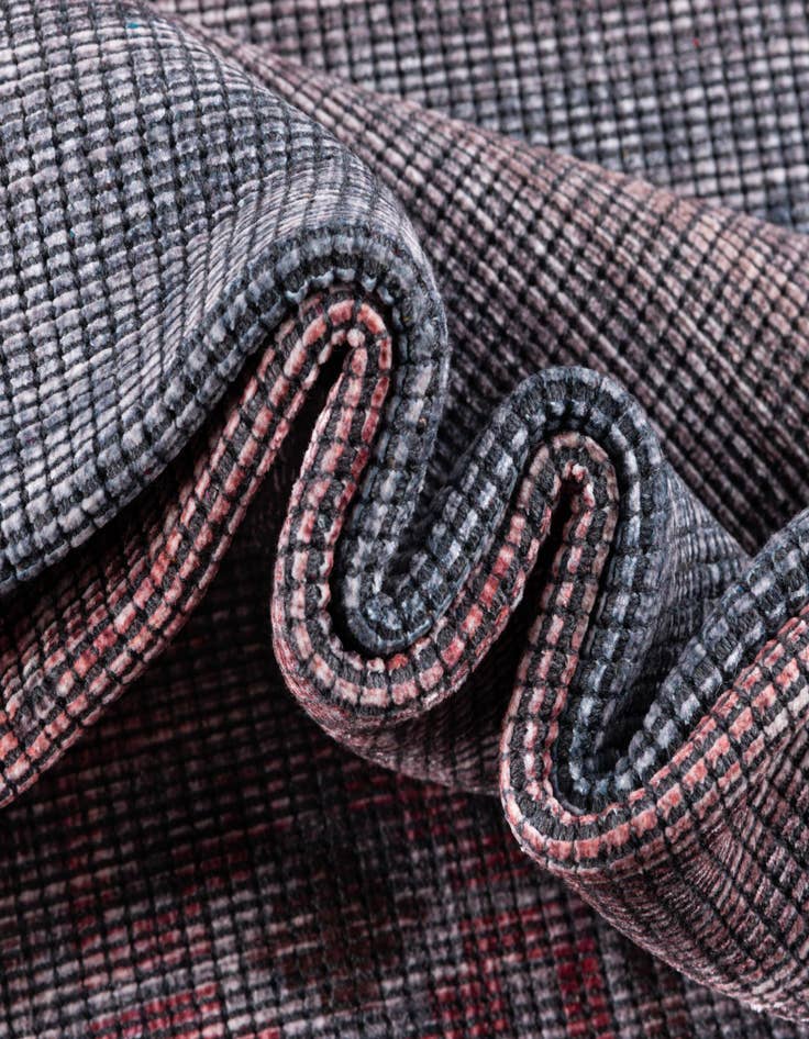 Detail image of  7' 10 x 10'  Washable Sisu Rug