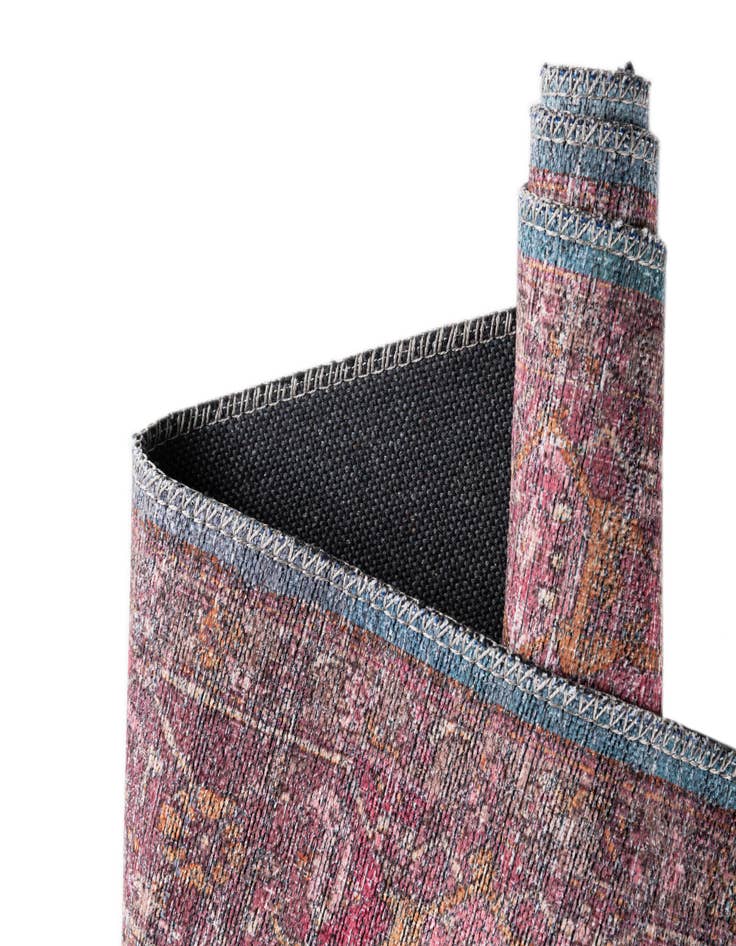 Detail image of  5' 3 x 5' 3  Washable Mangata Square Rug