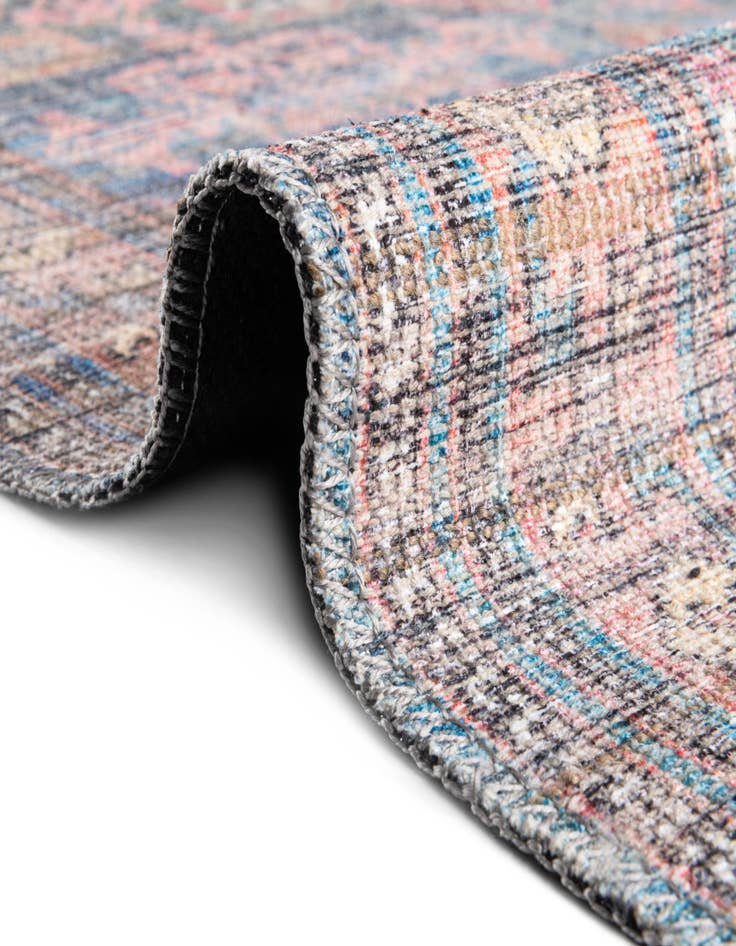 Detail image of  7' 3 x 7' 3  Washable Nostalgia Square Rug