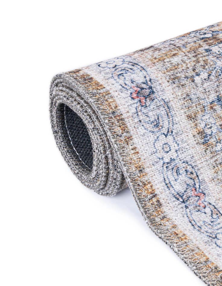 Detail image of  7' 10 x 10' Yara Rug