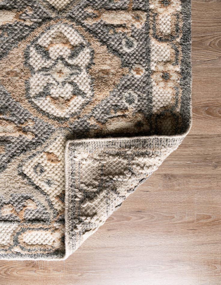 Detail image of  2' 7 x 12'  Hand Knotted Sultan Signature Runner Rug