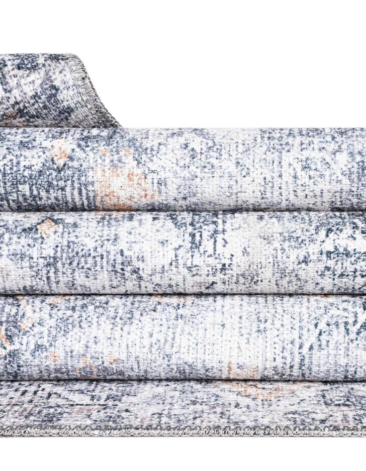 Detail image of  2' 7 x 10' Yara Runner Rug