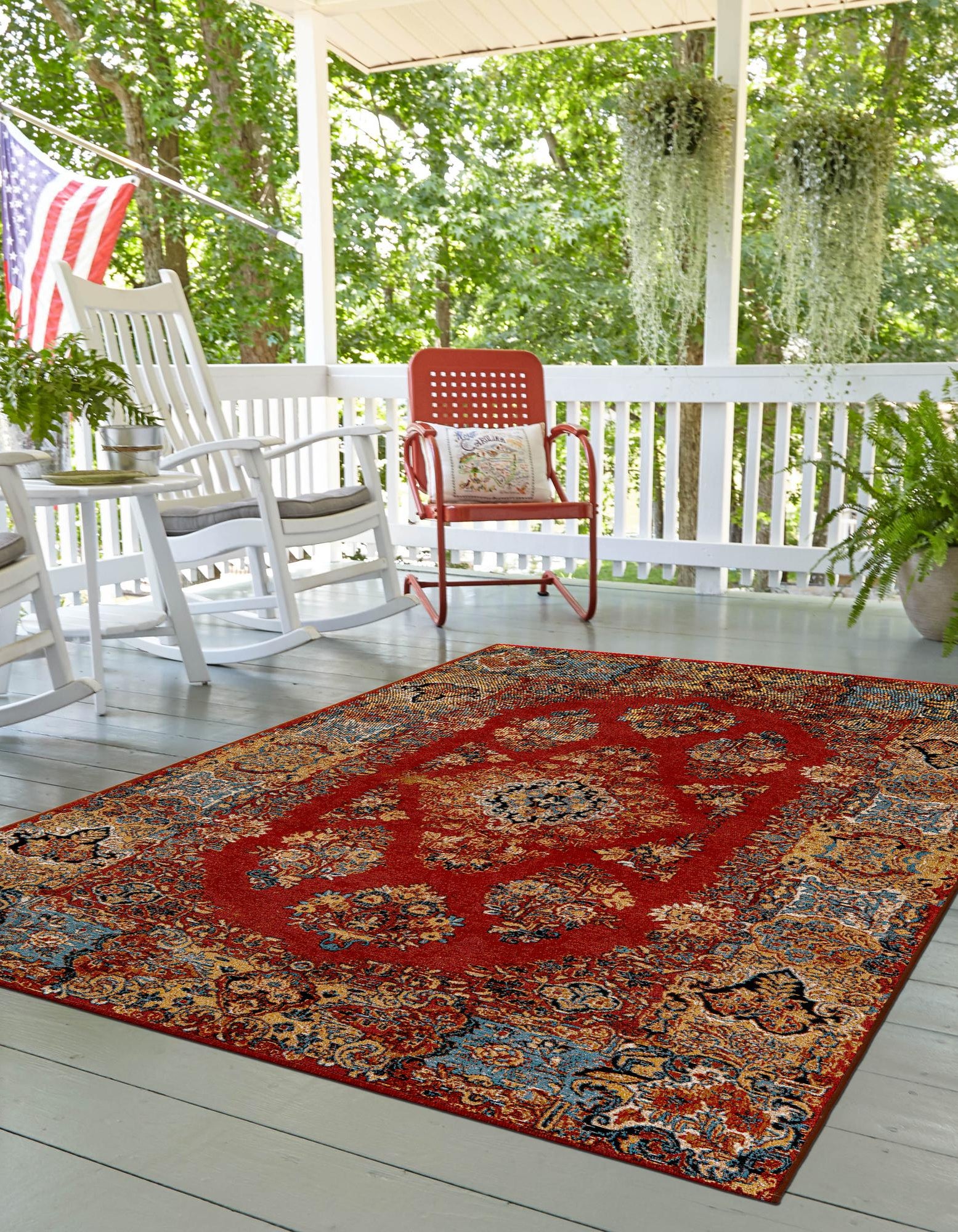 Antique Red 5' 3 x 8' Traditional Indoor / Outdoor Rug | Rugs.com