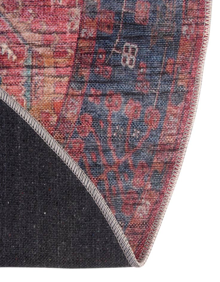 Detail image of  10' 6 x 10' 6  Washable Maahru Round Rug