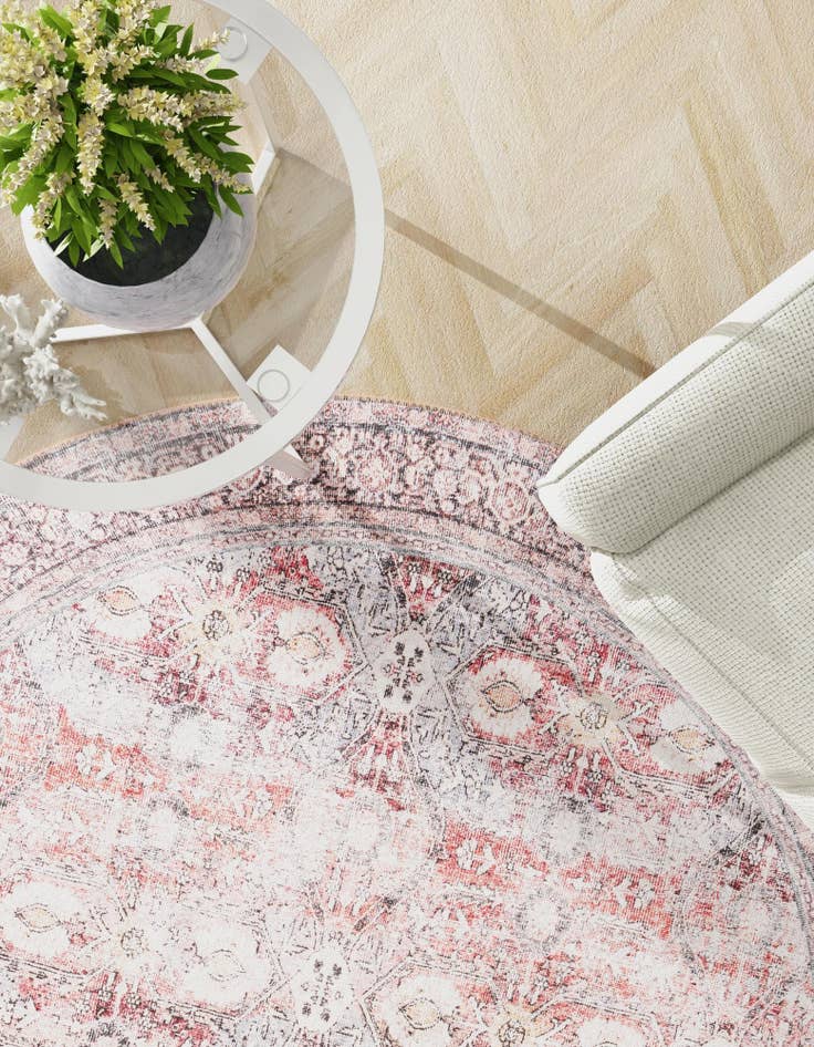 Detail image of  7' 10 x 7' 10 Timeless Round Rug