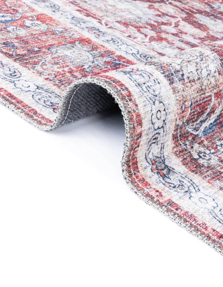 Detail image of  2' x 8' Yara Runner Rug