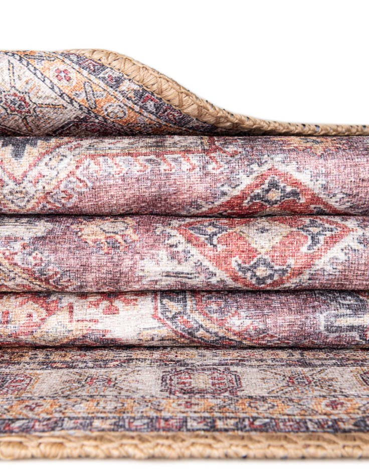 Detail image of  2' x 3' 1 Timeless Oval Rug