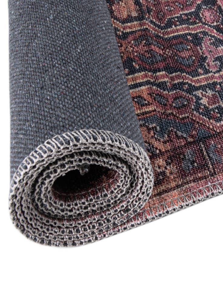 Detail image of  10' 6 x 10' 6  Washable Maahru Round Rug