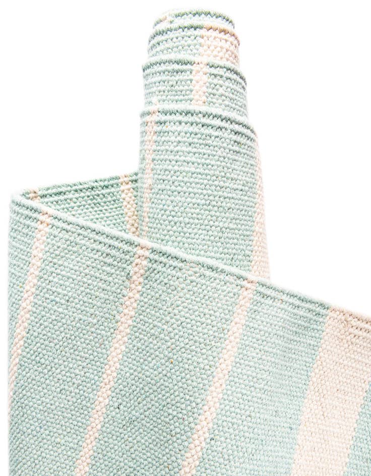 Detail image of  7' 1 x 7' 1  Hand Woven Chindi Cotton Square Rug