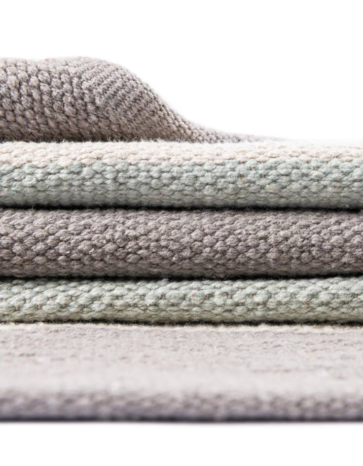 Detail image of  10' x 10'  Hand Woven Flatweave Cotton Dhurrie Square Rug