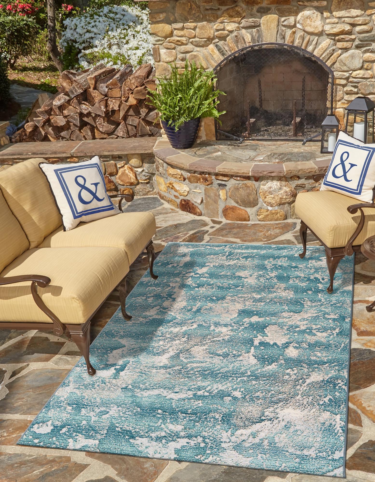 Aqua Blue 5' x 8' Modern Indoor / Outdoor Rug | Rugs.com