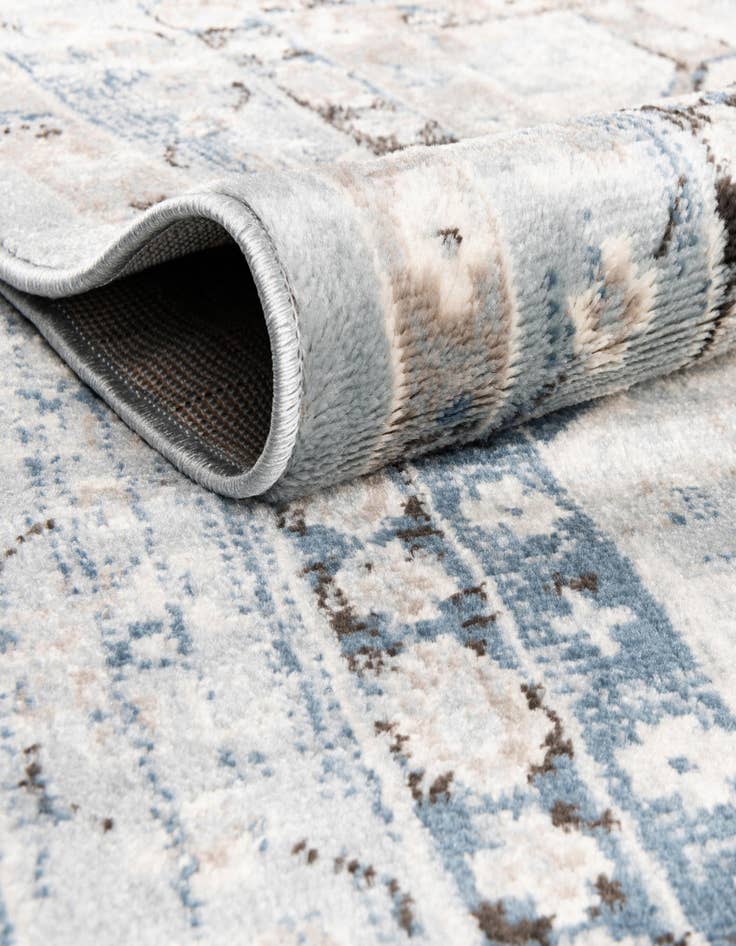 Detail image of  7' 10 x 7' 10 Charlotte Square Rug