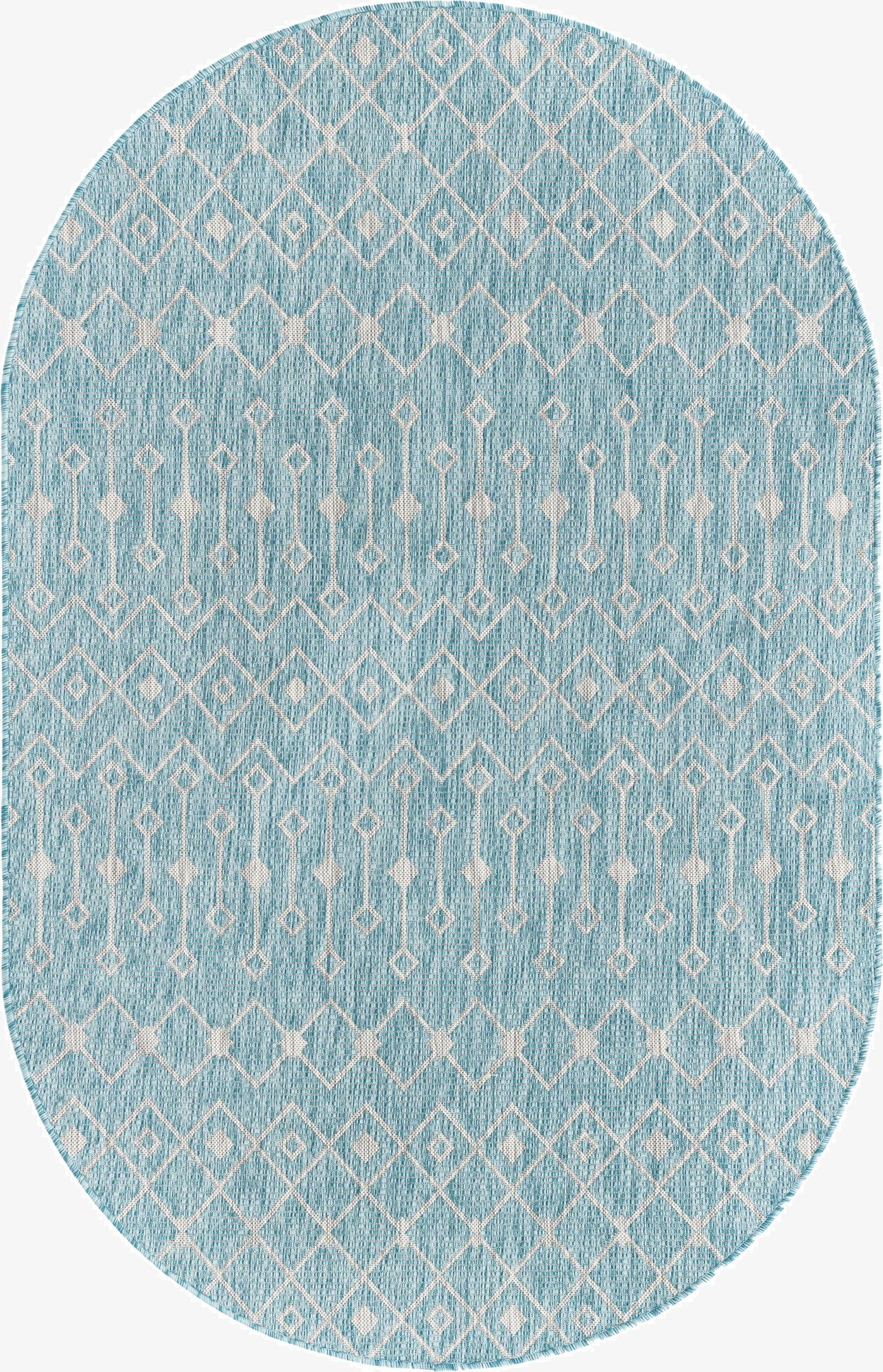  5' 3 x 8'  Washable Lattice Indoor / Outdoor Oval Rug