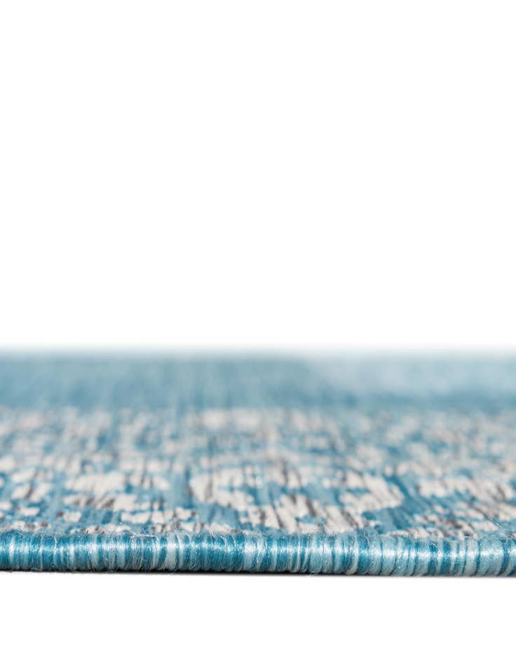 Detail image of  4' x 4'  Washable Border Indoor / Outdoor Round Rug