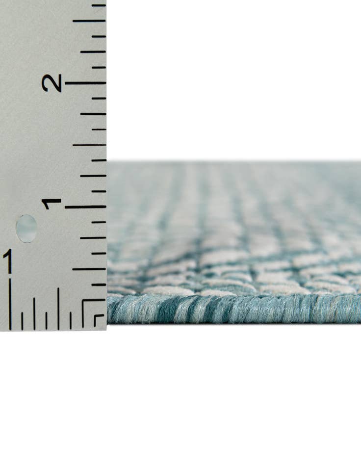 Detail image of  4' x 4'  Washable Lattice Indoor / Outdoor Round Rug