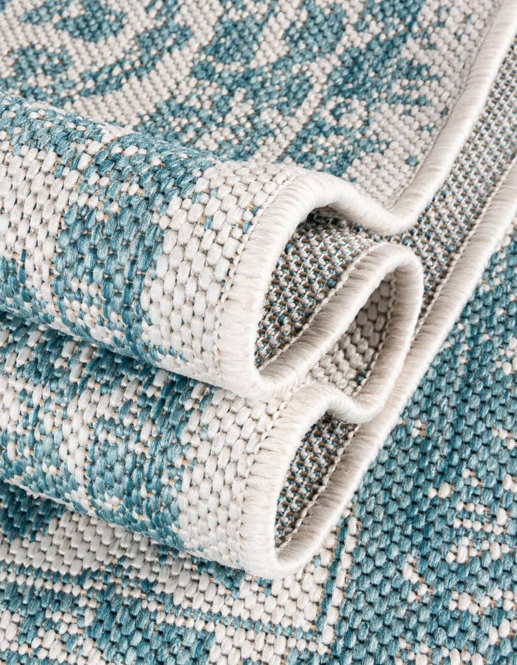 Detail image of  2' x 8'  Washable Traditional Indoor / Outdoor Runner Rug