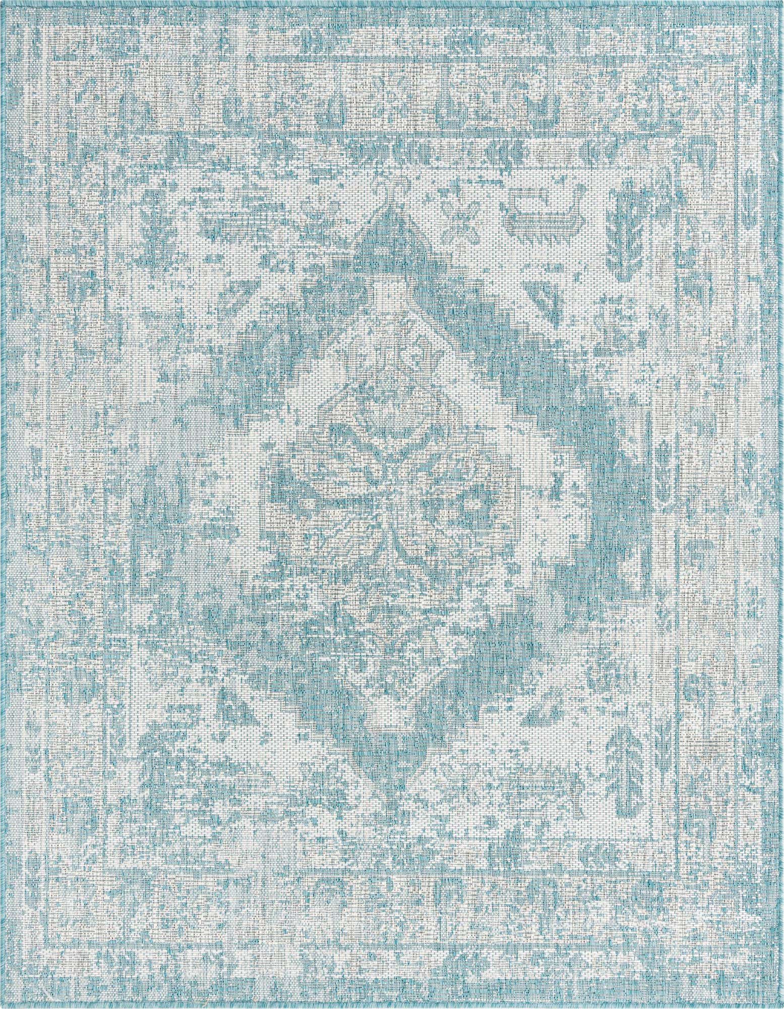 Primary image  5' 3 x 5' 3  Washable Traditional Indoor / Outdoor Square Rug