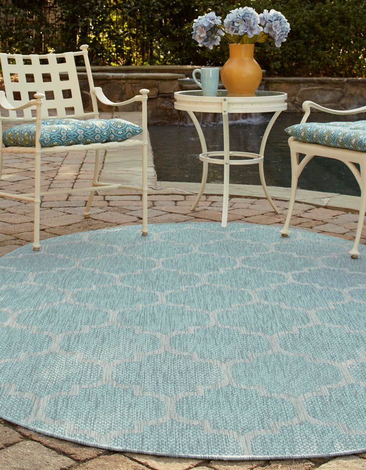 Detail image of  5' 3 x 8'  Washable Lattice Indoor / Outdoor Oval Rug