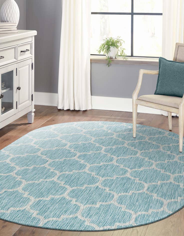 Detail image of  5' 3 x 8'  Washable Lattice Indoor / Outdoor Oval Rug