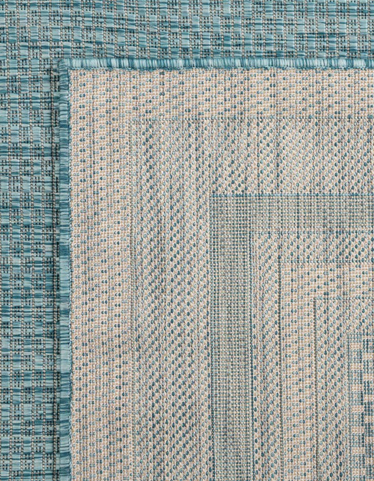 Detail image of  4' x 6'  Washable Border Indoor / Outdoor Rug
