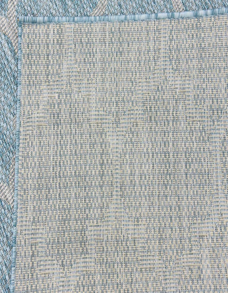 Detail image of  5' 3 x 8'  Washable Lattice Indoor / Outdoor Rug