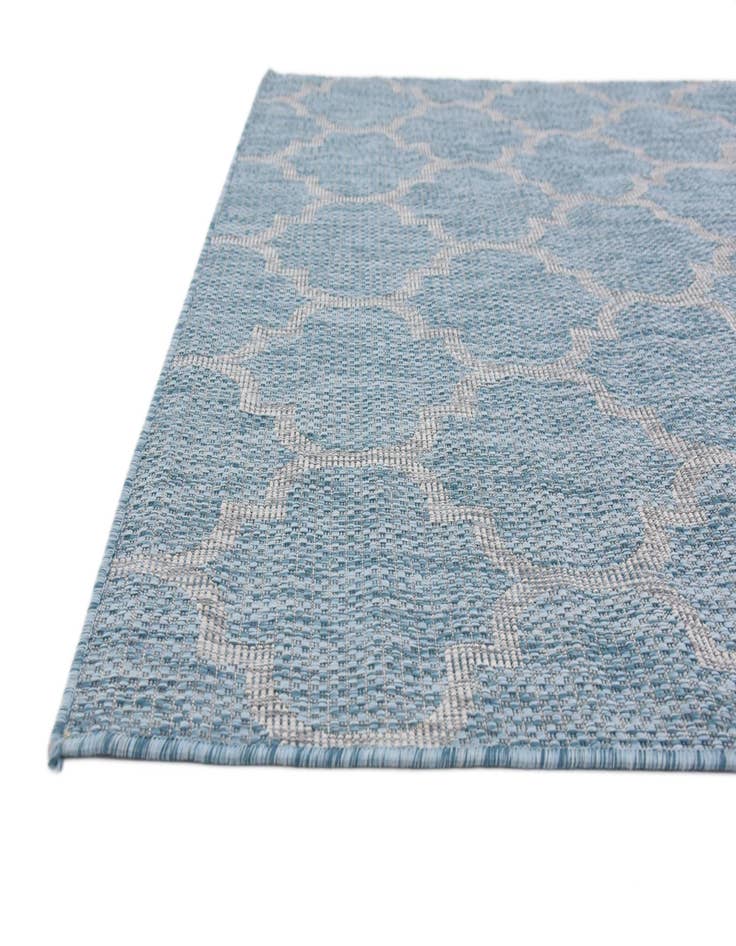Detail image of  5' 3 x 8'  Washable Lattice Indoor / Outdoor Rug