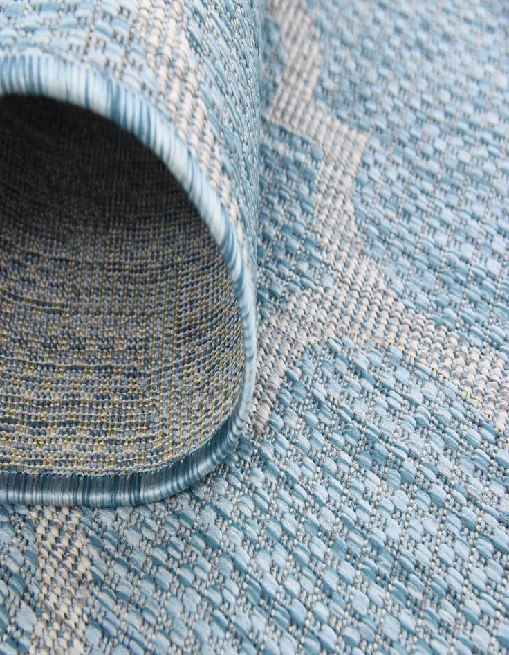 Detail image of  4' x 6'  Washable Lattice Indoor / Outdoor Rug