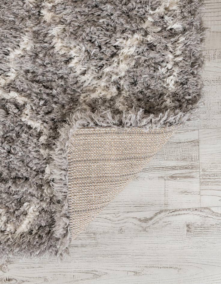 Detail image of  5' x 8' Infinity Shag Rug