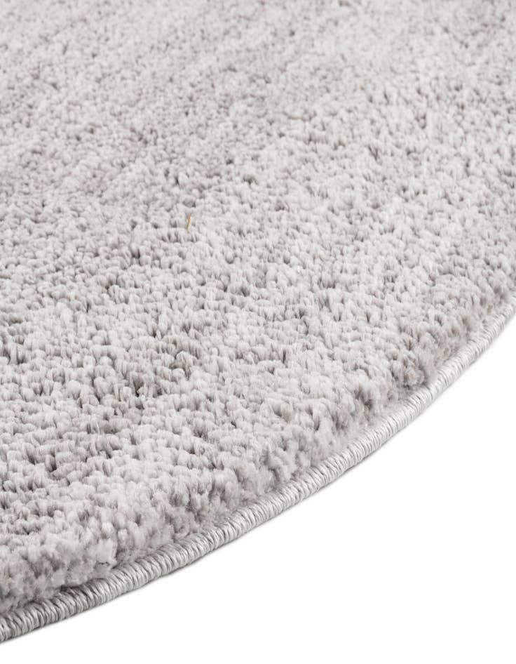 Detail image of  3' 3 x 3' 3 Jill Zarin Shaggy Chic Round Rug