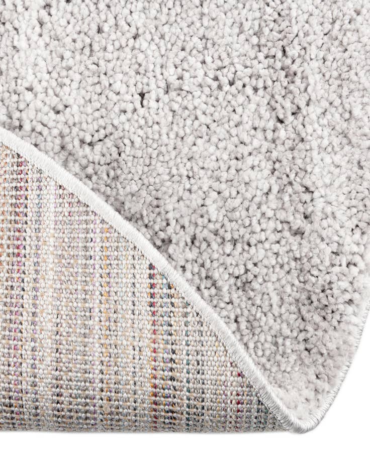 Detail image of  3' 3 x 3' 3 Jill Zarin Shaggy Chic Round Rug