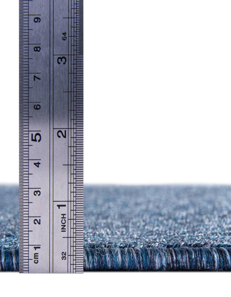 Detail image of  2' 2 x 3' Everyday Solid Rug