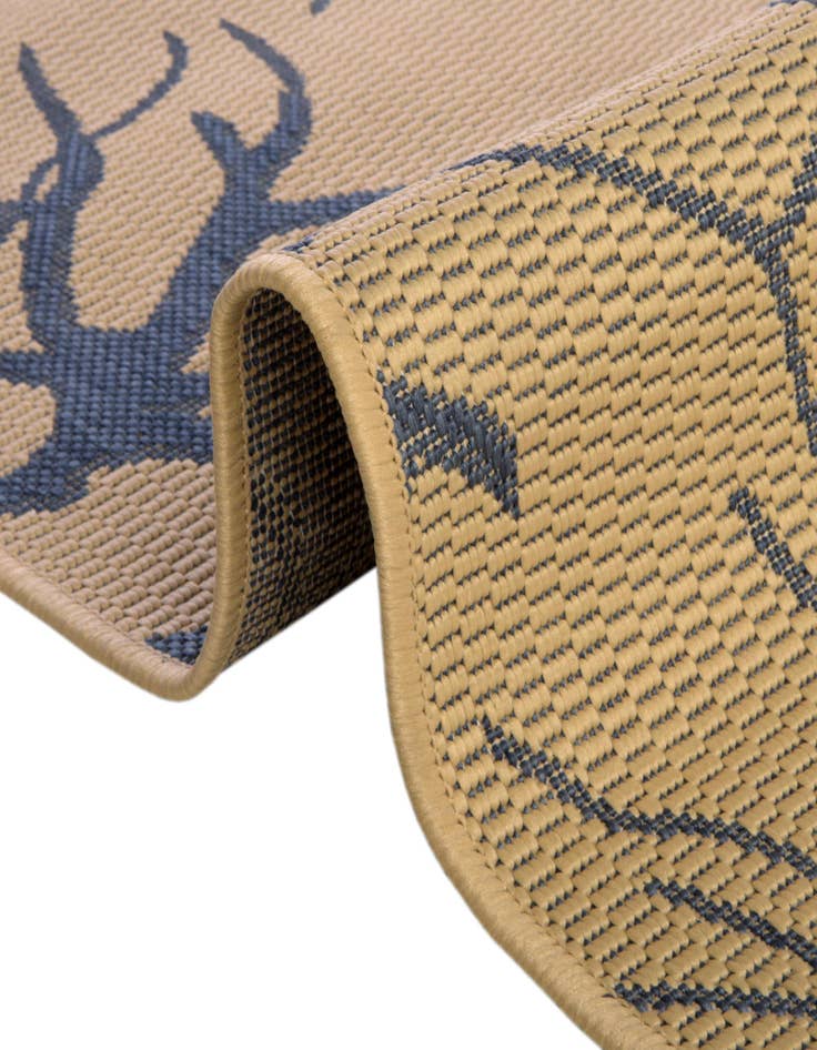 Detail image of  6' x 6'  Washable Botanical Indoor / Outdoor Round Rug