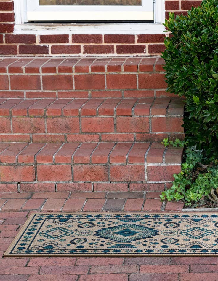 Detail image of  2' 7 x 10'  Washable Baja Indoor / Outdoor Runner Rug