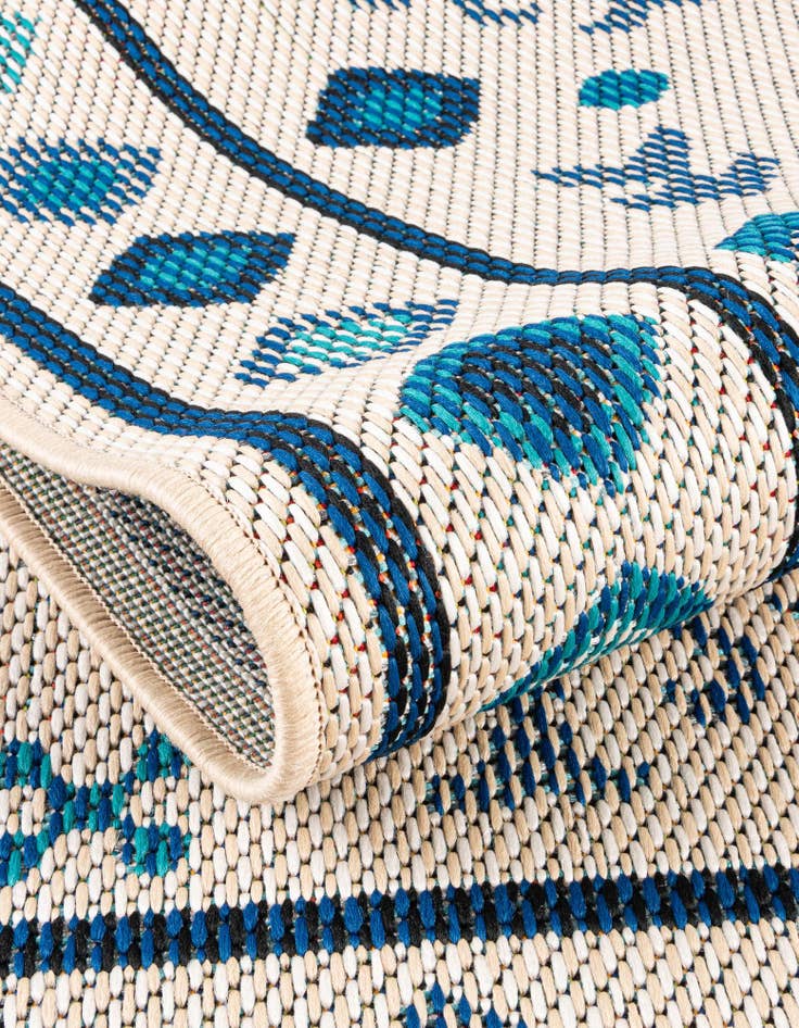 Detail image of  10' x 10'  Washable Baja Indoor / Outdoor Square Rug