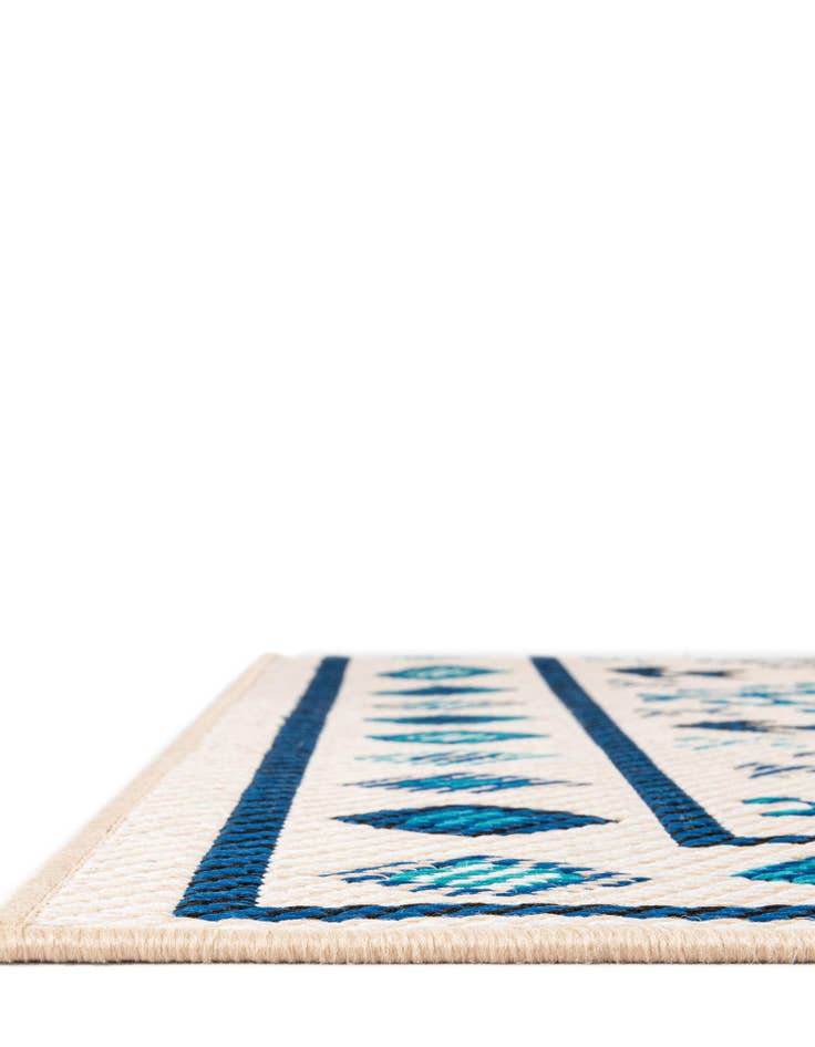 Detail image of  10' x 10'  Washable Baja Indoor / Outdoor Square Rug