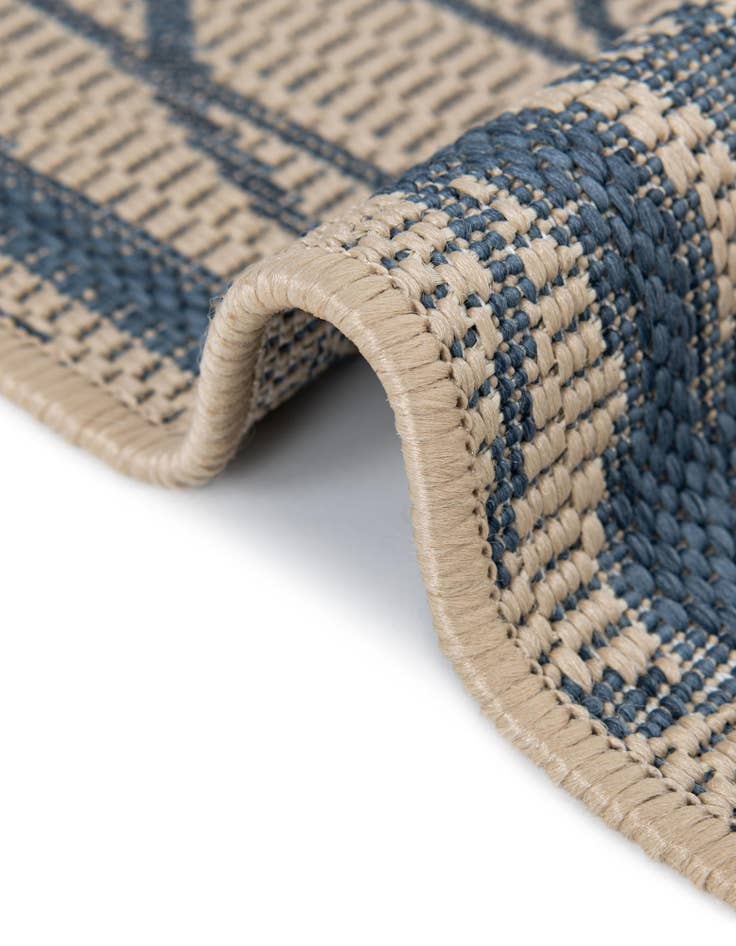 Detail image of  6' x 6'  Washable Botanical Indoor / Outdoor Square Rug