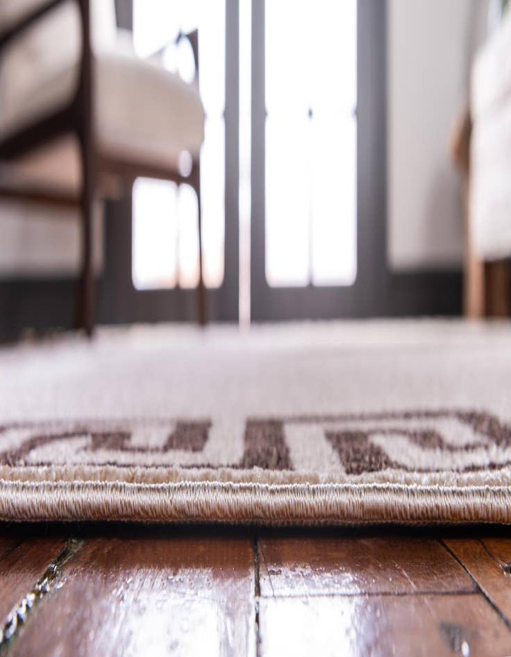 Detail image of  5' 3 x 8' Hera Rug